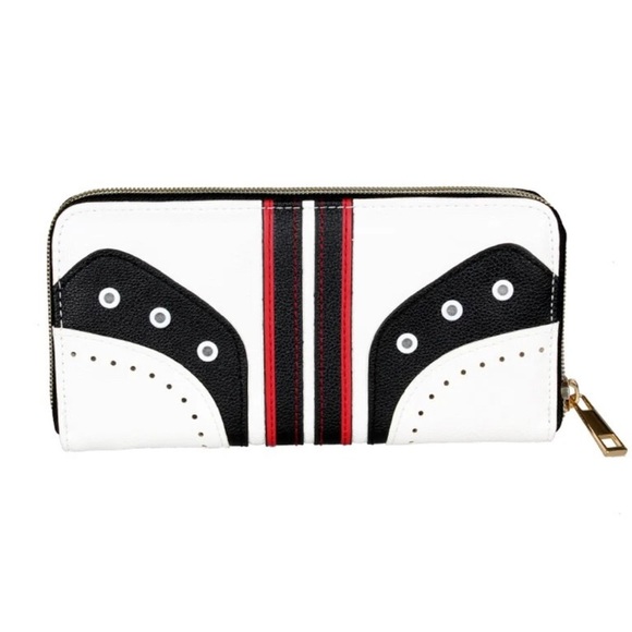 Harley Quinn “Property of Joker” Full Zip Around Wallet - Picture 3 of 8